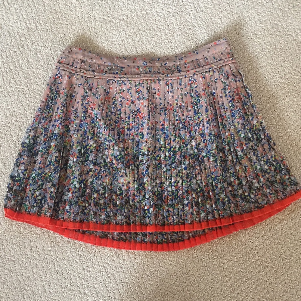 Pleated printed skirt